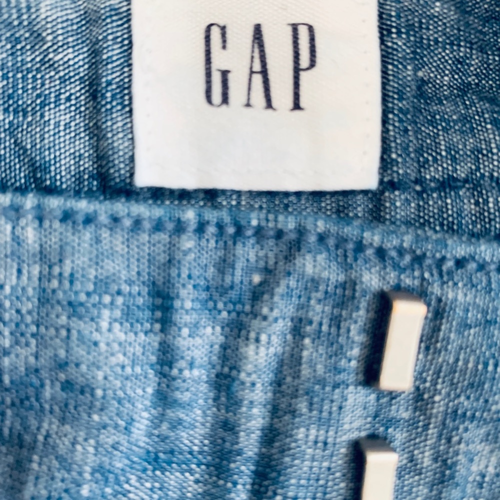NWT🌸💫Denim color GAP shorts - Picture 6 of 7